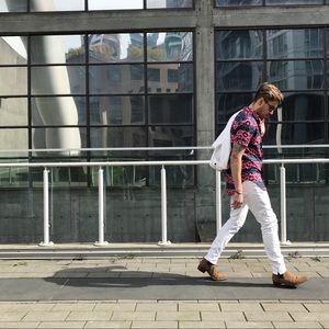 Meet your Posher, Douglas